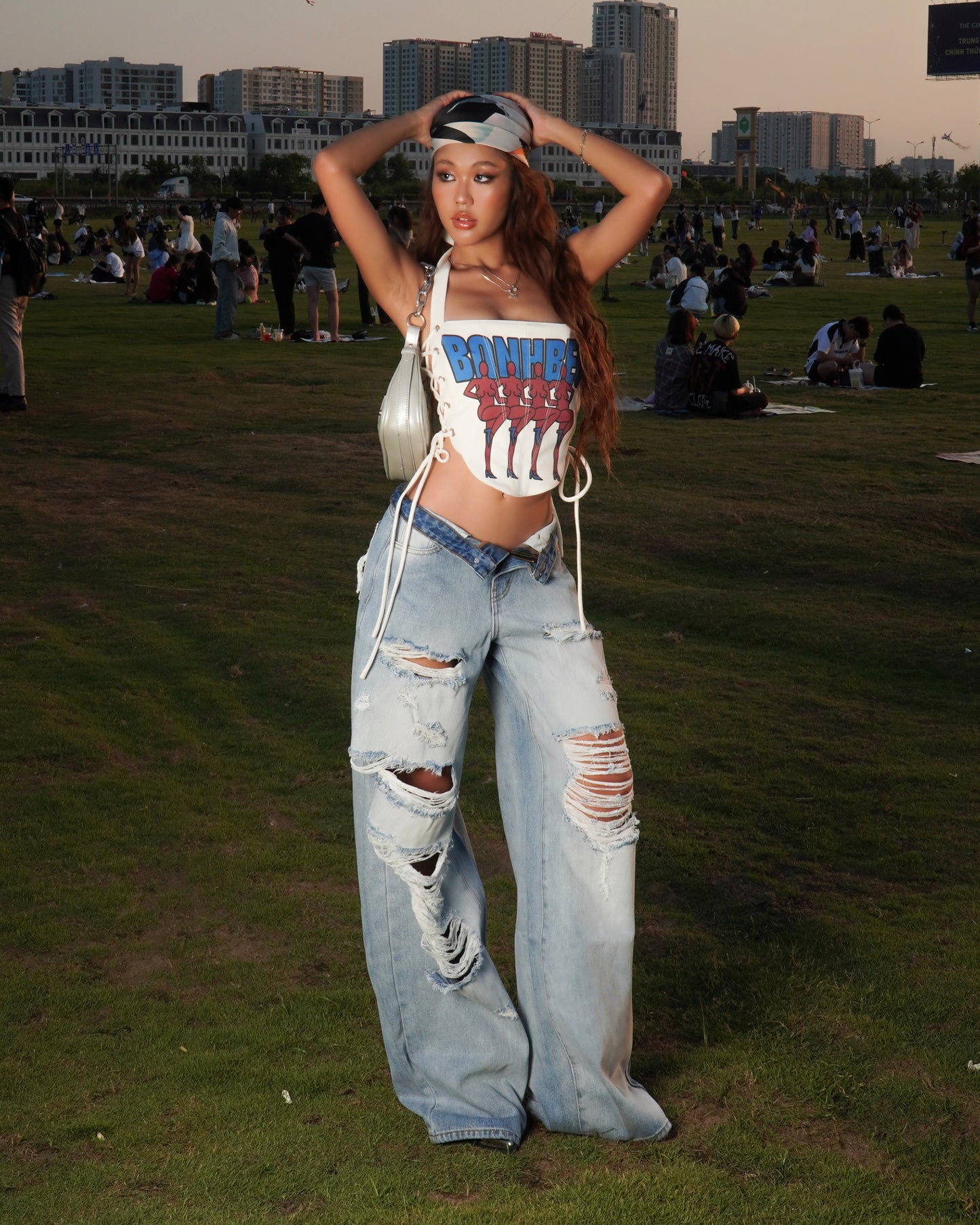 sg-s-distressed-ripped-jeans tatichu astoud