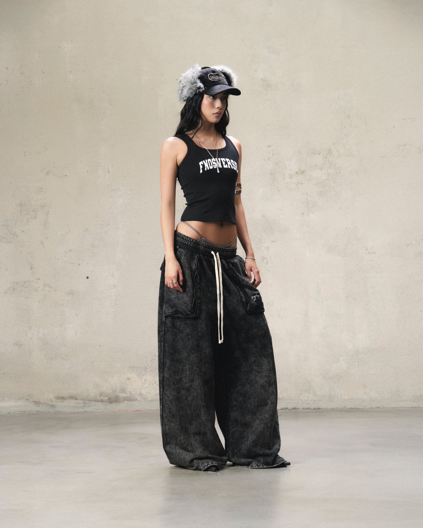 ttf11-fnos-tonal-tanktop-black fnos astoud