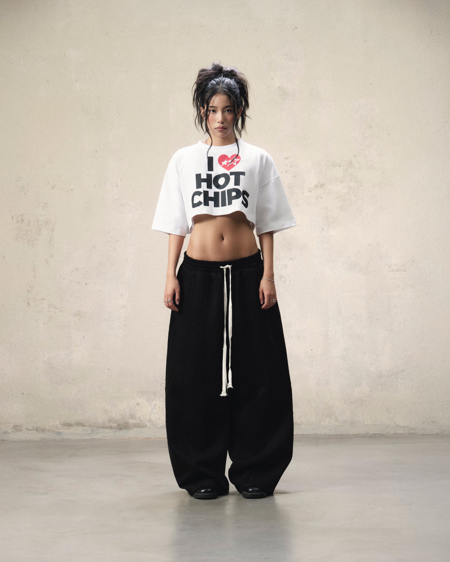 tcg3-hot-chips-croptop-white fnos astoud