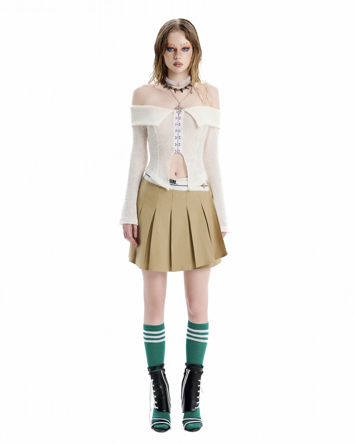 sg-s-wool-knitted-shoulder-off-top tatichu astoud