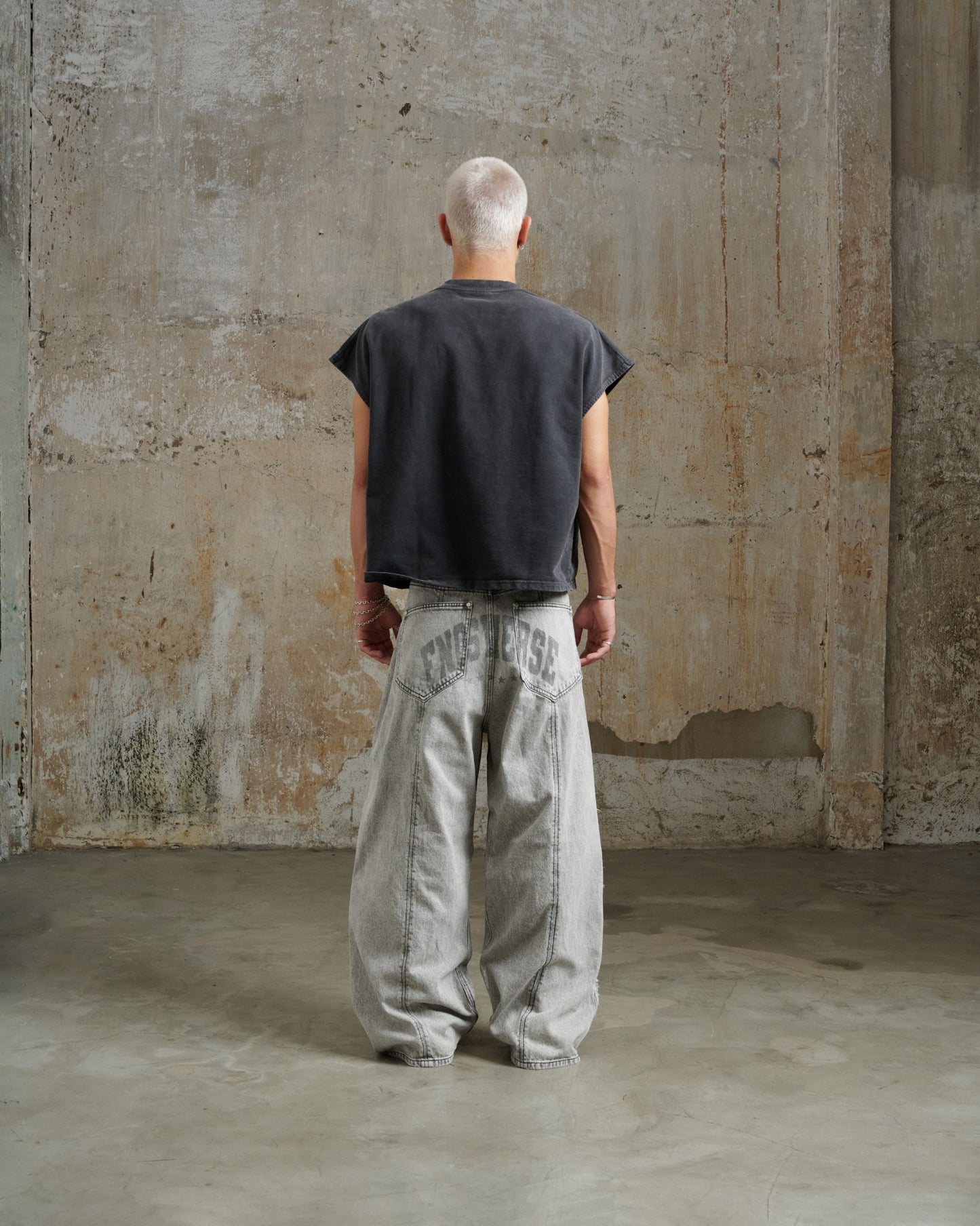 Tbc3 - "Fnos" Washed Bat Cut T-Shirt - Black