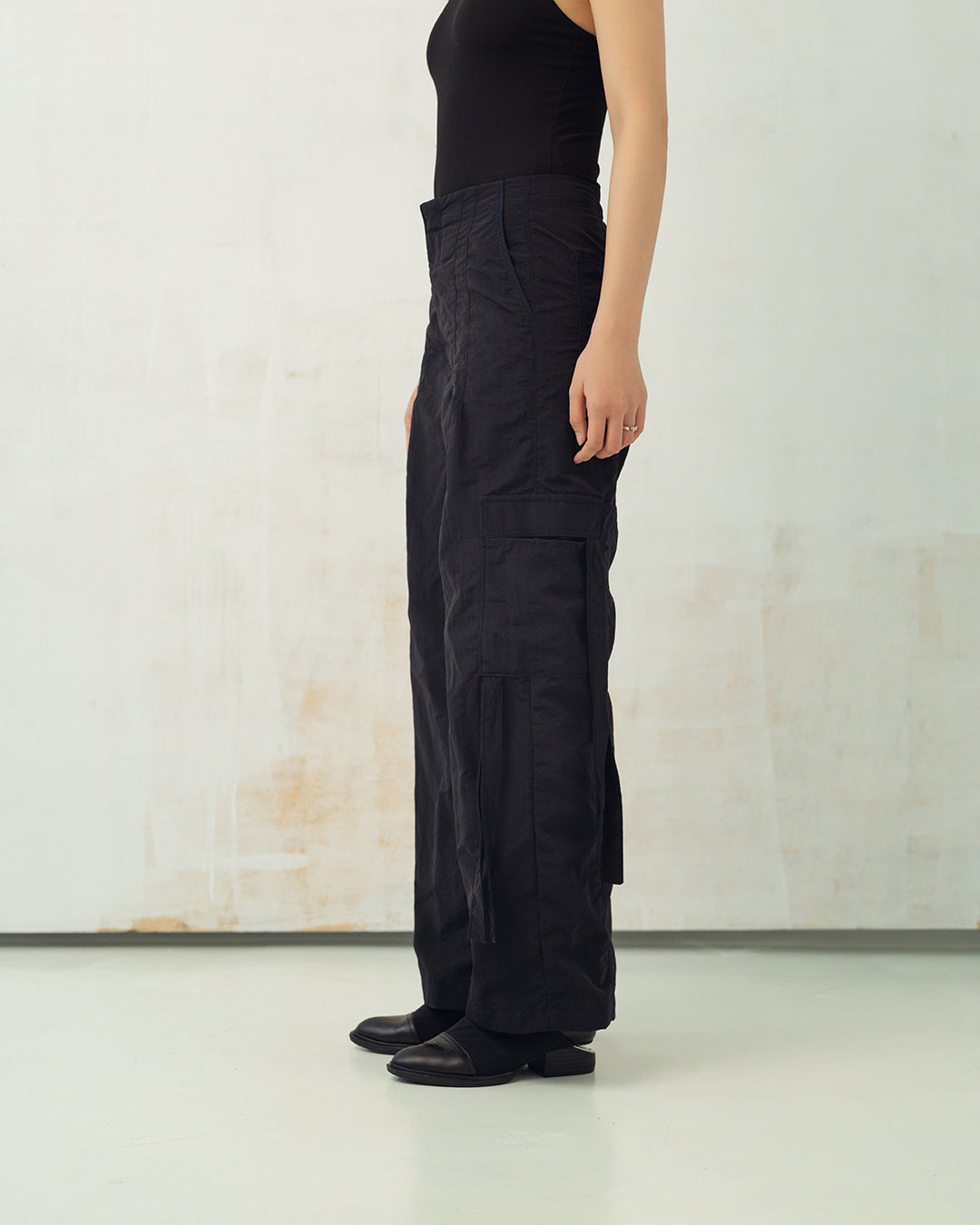 black-chieu-ta-pants profilemomo astoud