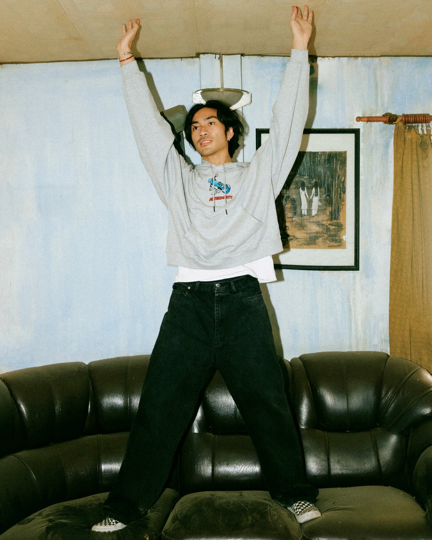 gray-screw-hoodie-afterparty astoud