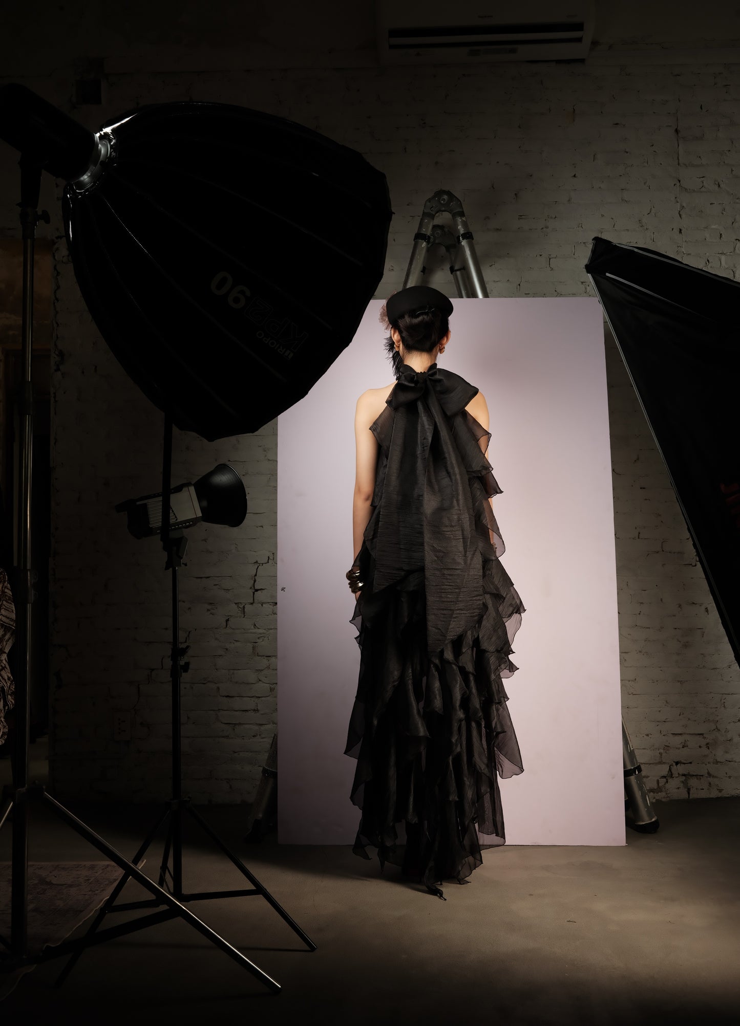 dap-diu-chiffon-ruffle-gown an heritage astoud