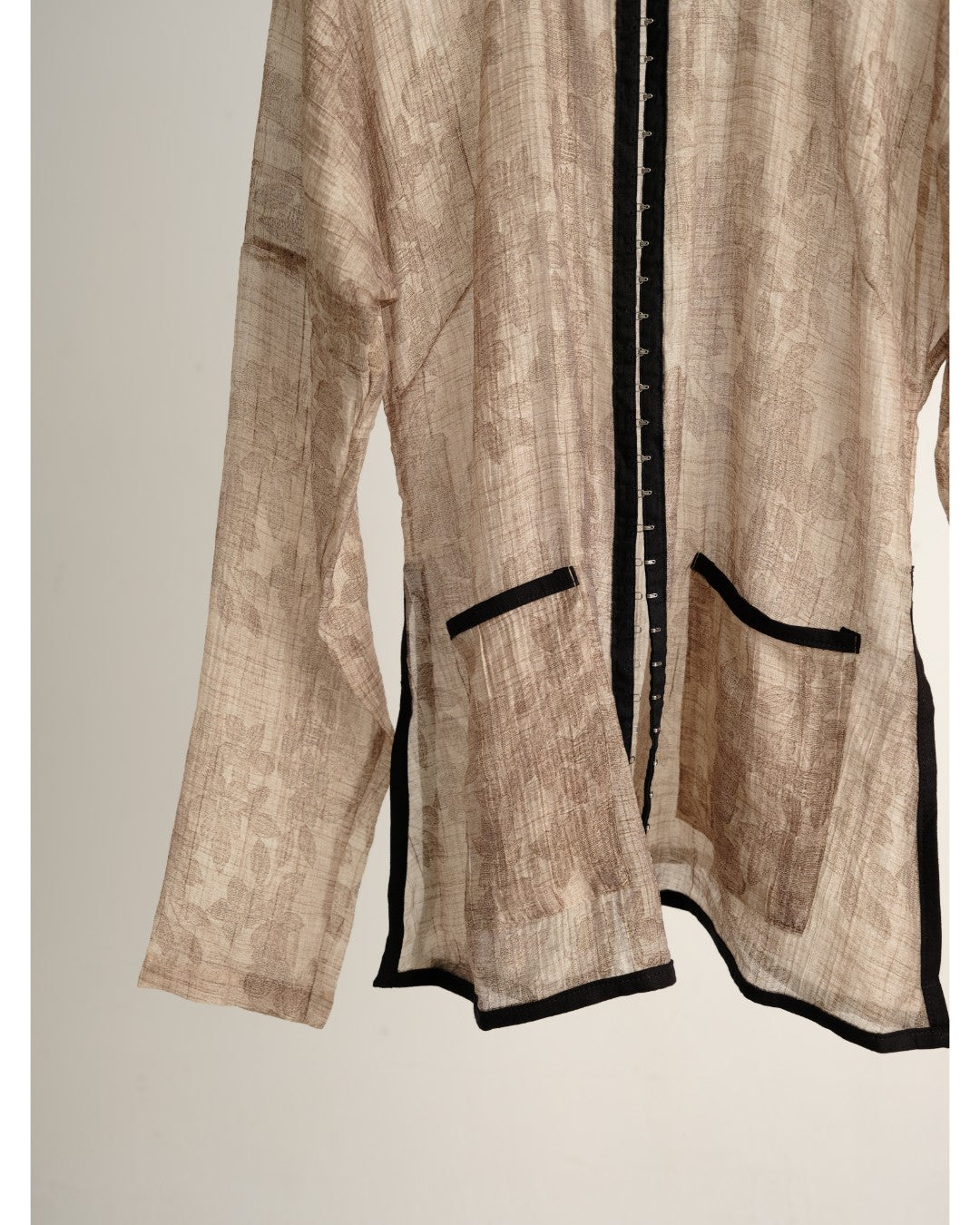 gray-bung-bien-south-vietnamese-pajama-top an heritage astoud