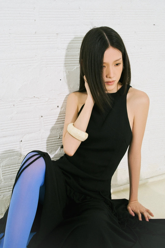 black-convertible-dress the idiot astoud