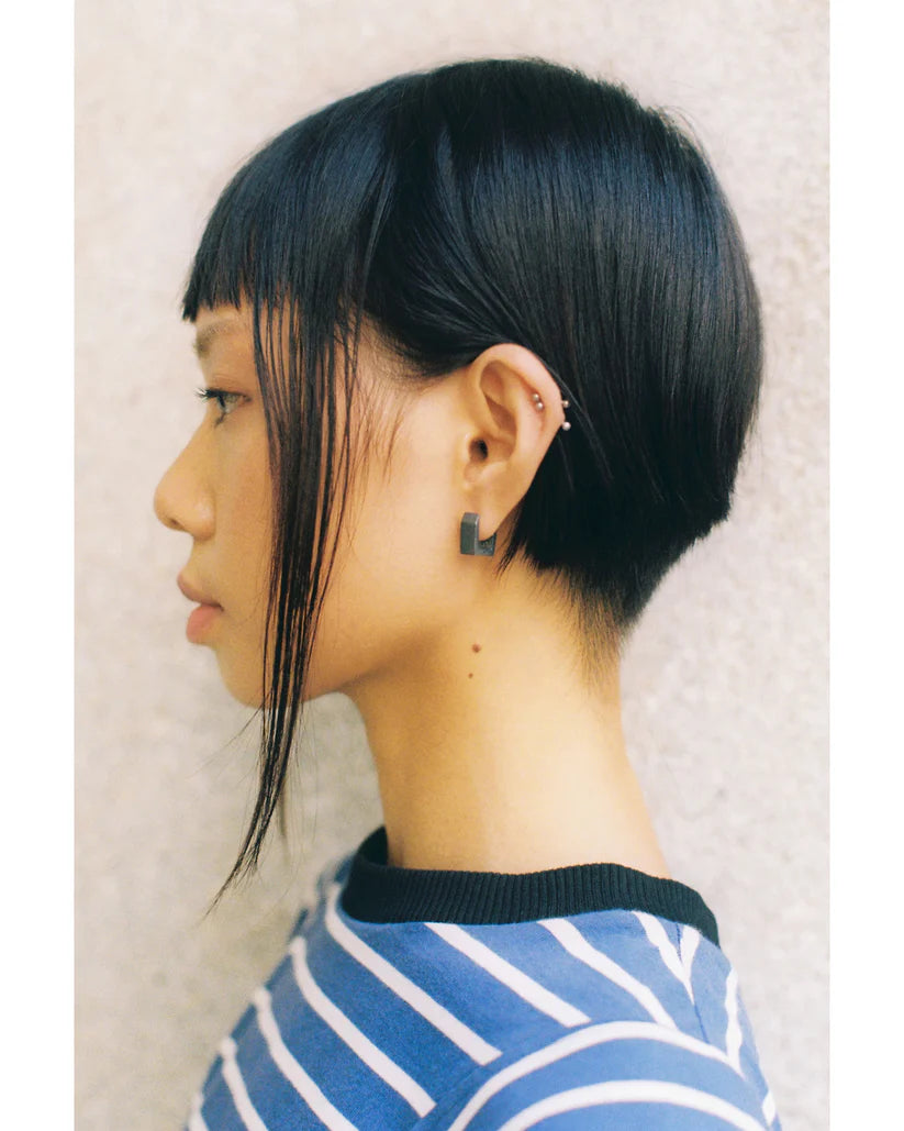 thang-tram-earrings profilemomo astoud