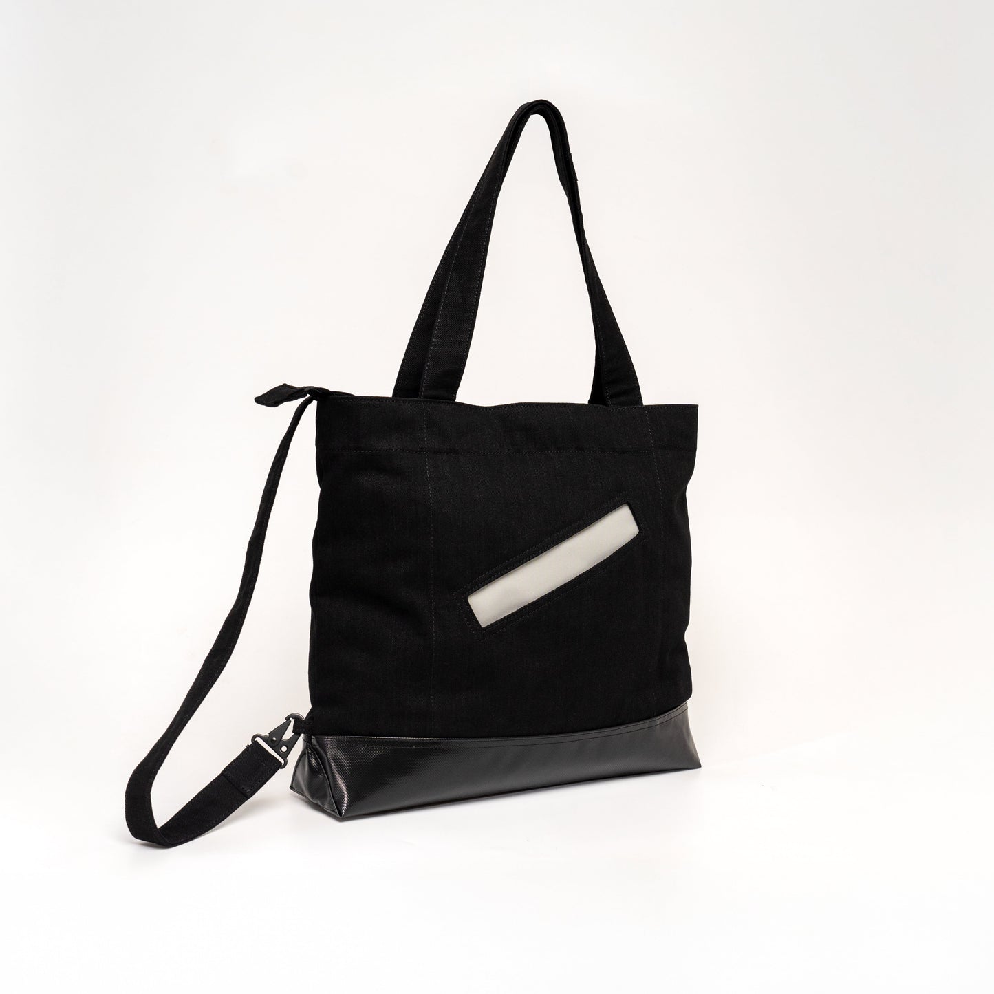strap-3-tote-full-black-denim jump out astoud
