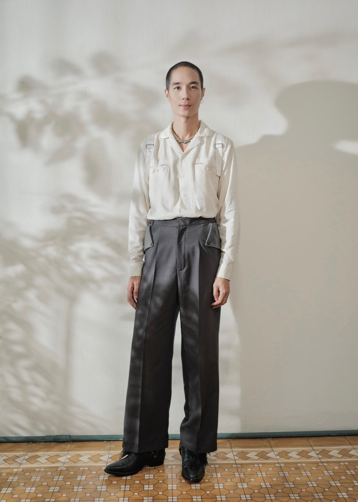 Pantalon à poches superposées