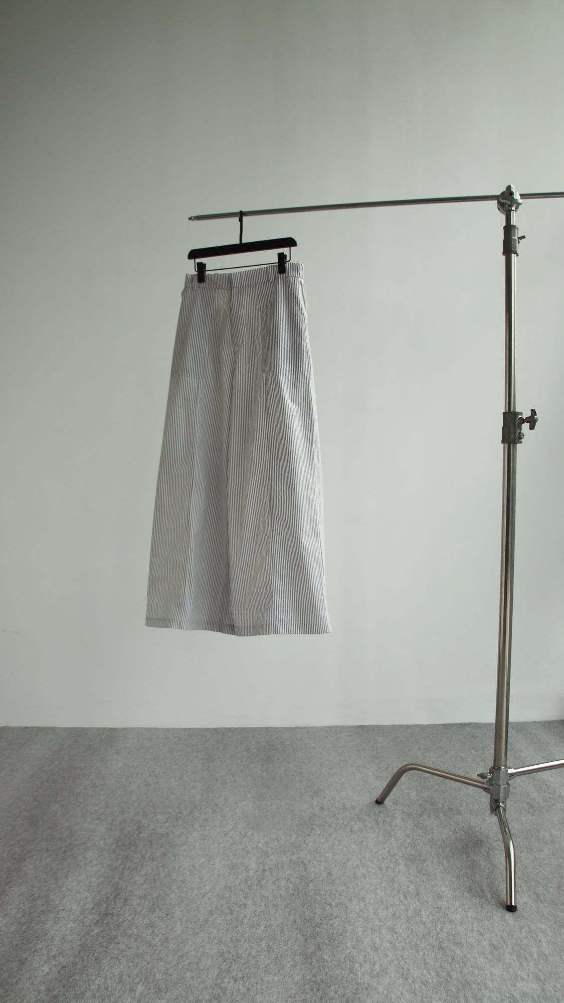 carl-pants-white-ain-astoud