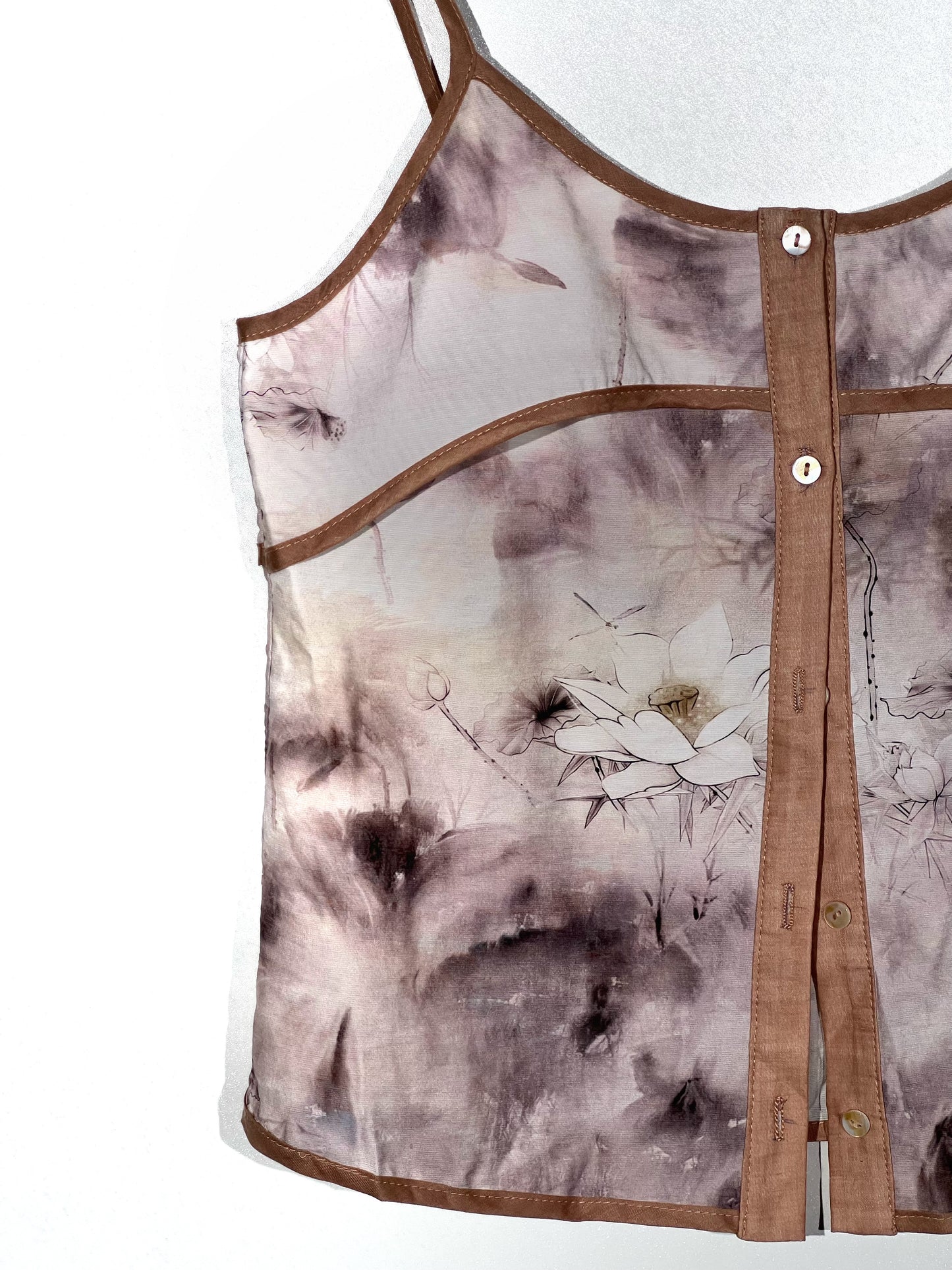 dong-noi-linen-camisole-top an heritage astoud