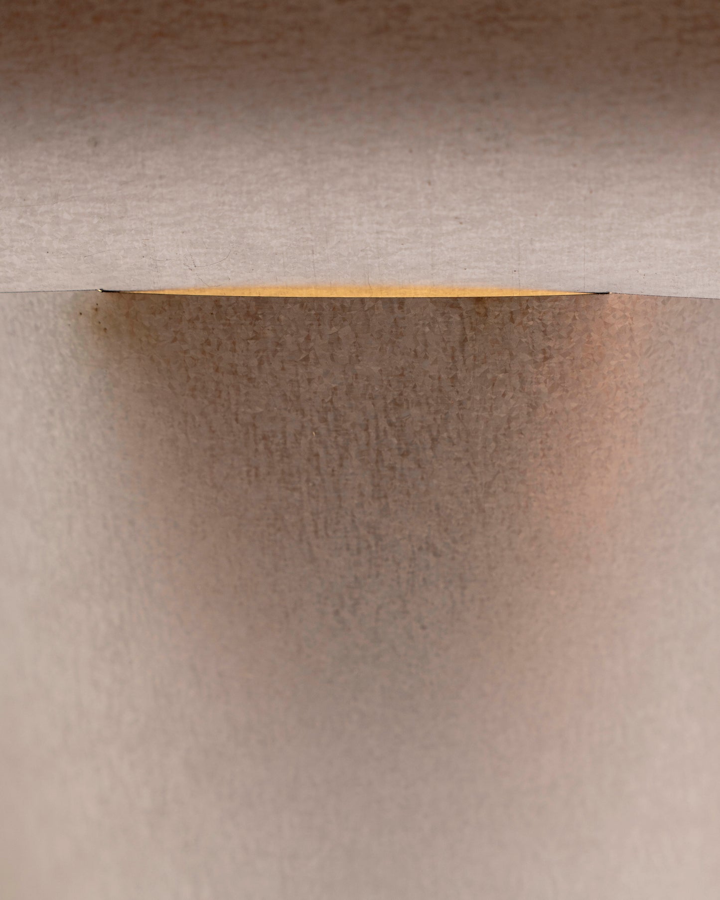 phang-lamp-vangalized-steel nem astoud