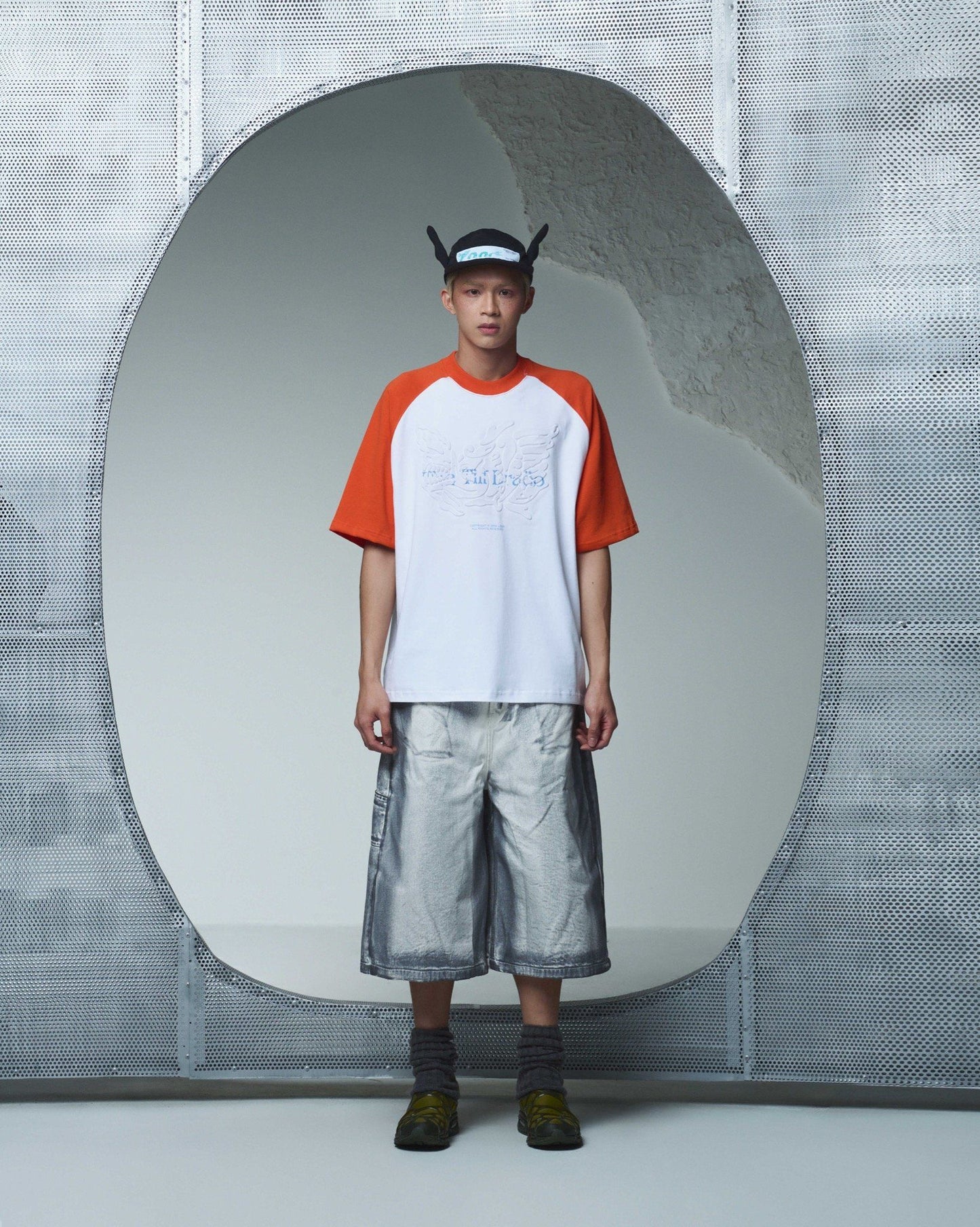 dragon-regalia-carpenter-shorts-LIDER