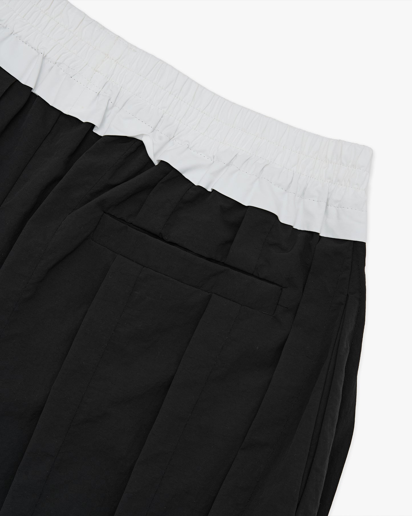 Black Harago Pleats Pants AIN Astoud