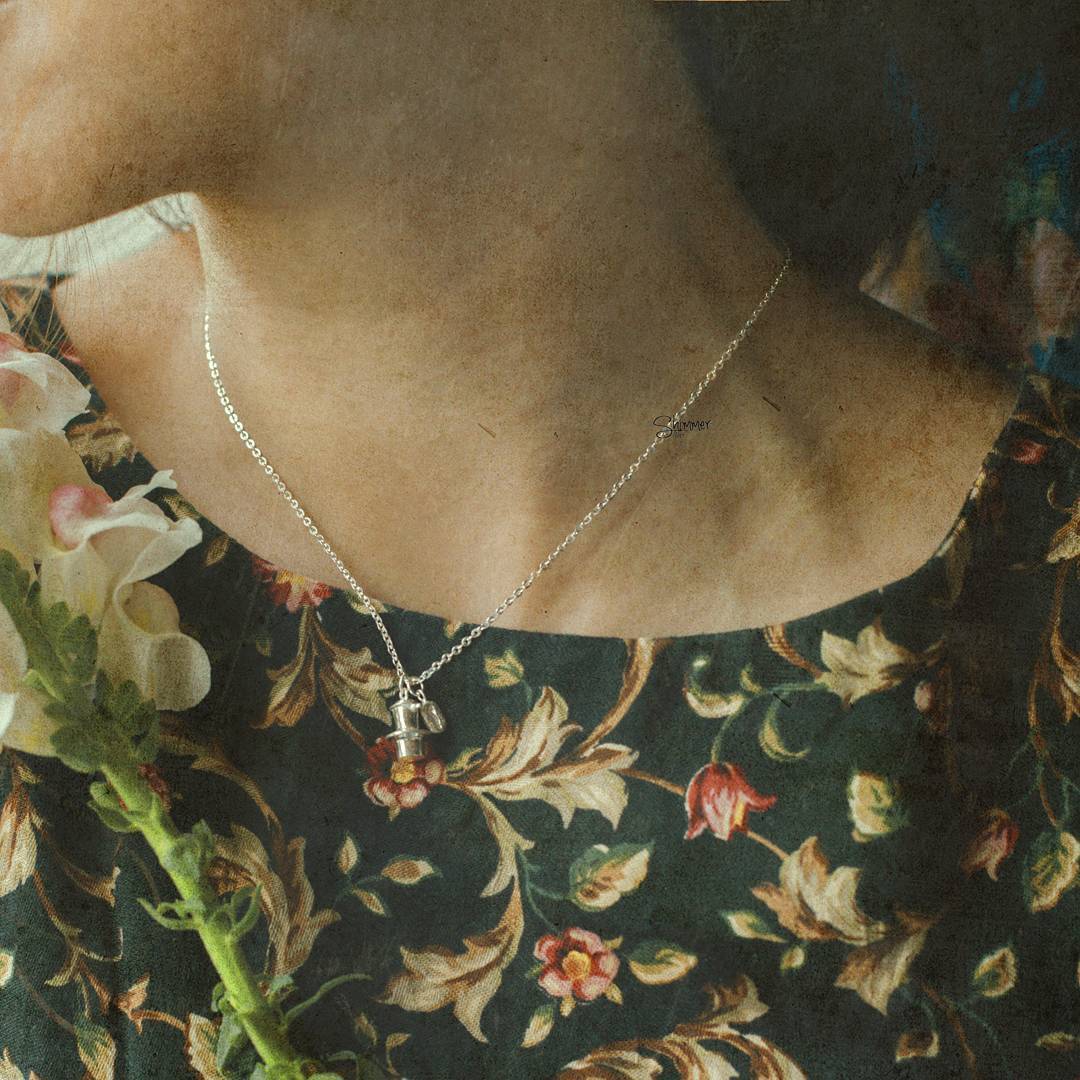 Phin Cafe Necklace for Women Shimmer Astoud