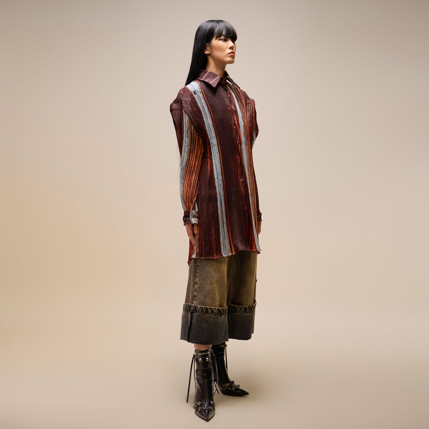meta-roof-inspired-pleated-shirt ducstudio astoud