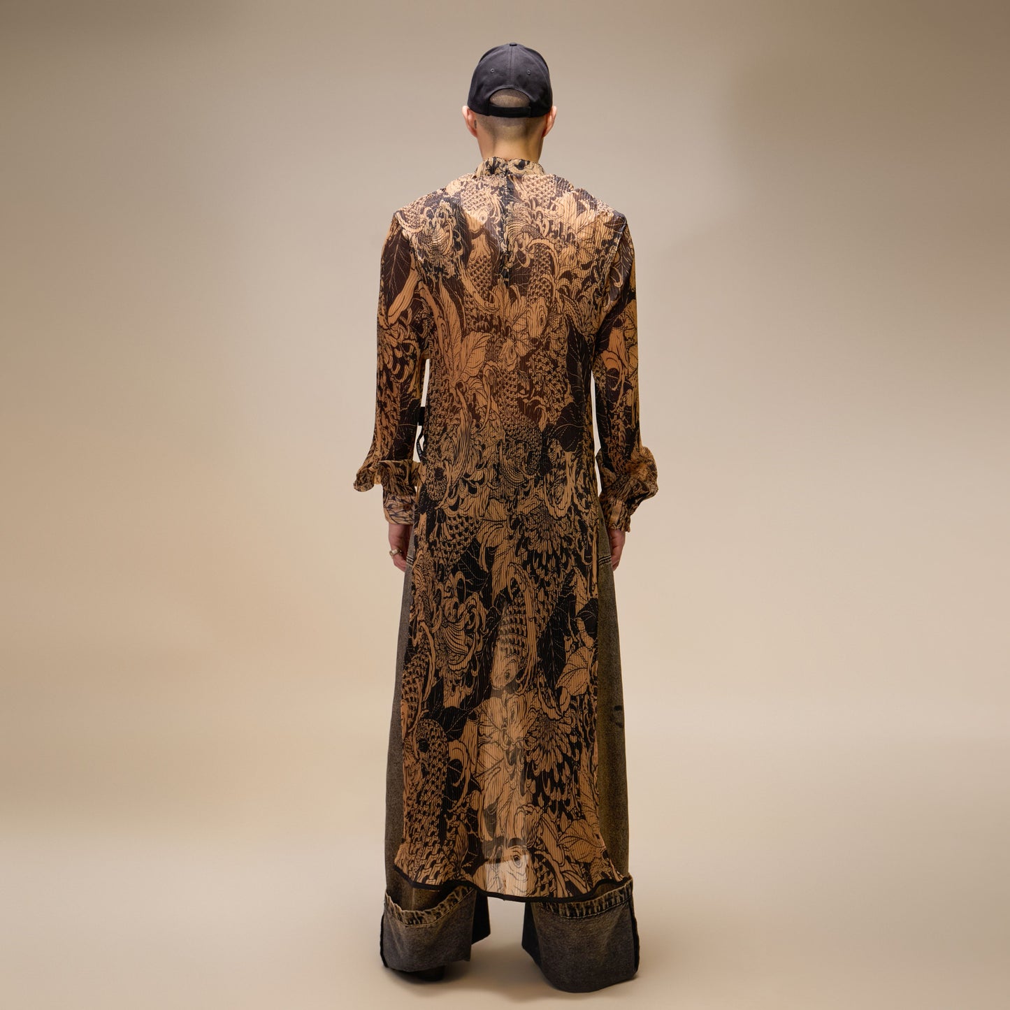 tattoo-pleated-ao-dai ducstudio astoud