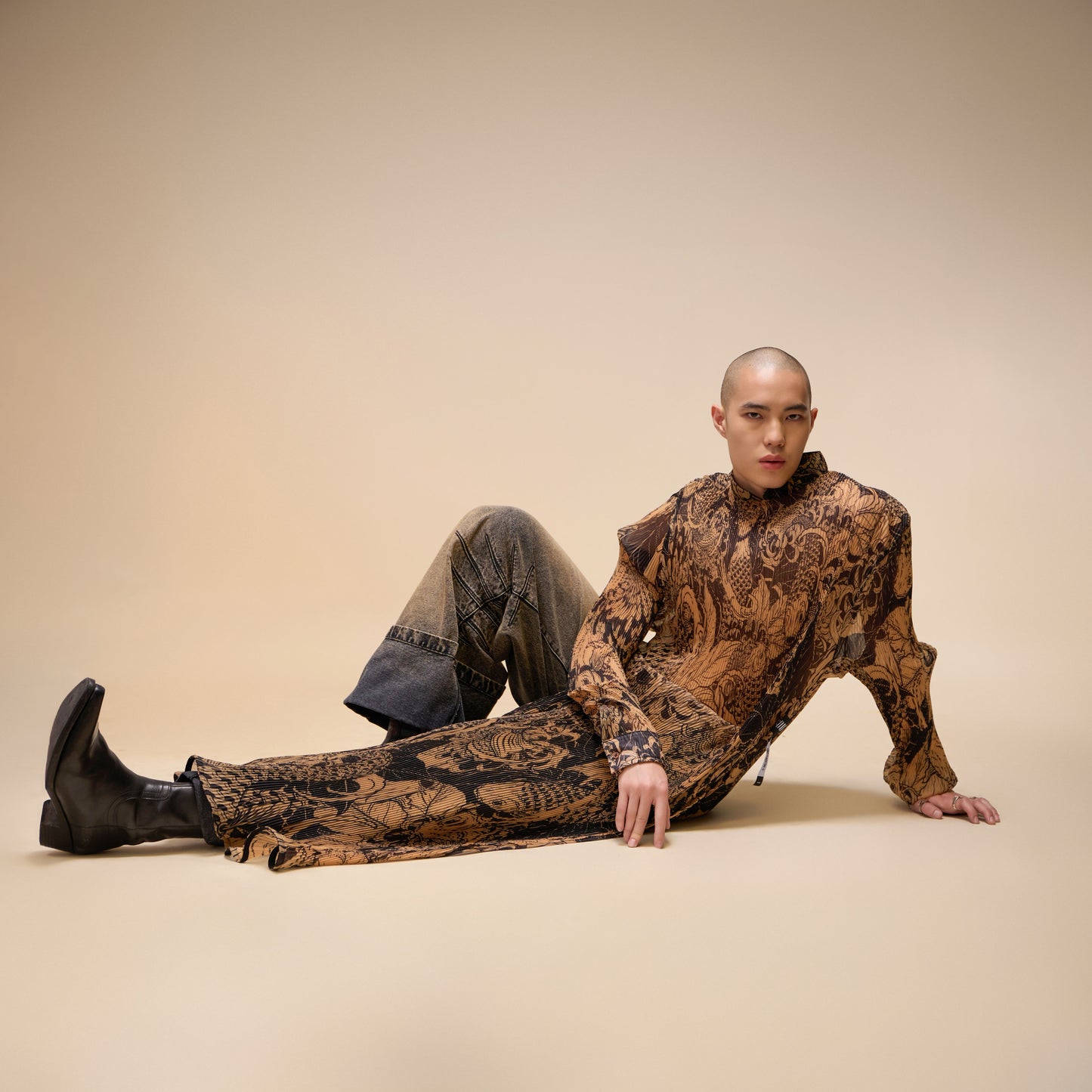 tattoo-pleated-ao-dai ducstudio astoud