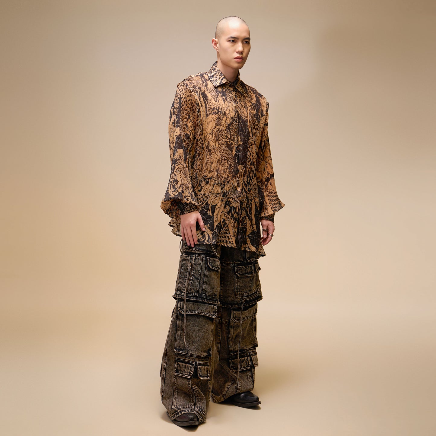 tattoo-pleated-shirt ducstudio astoud