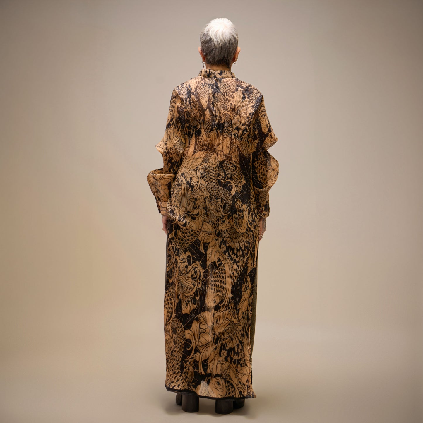 tattoo-pleated-ao-dai ducstudio astoud
