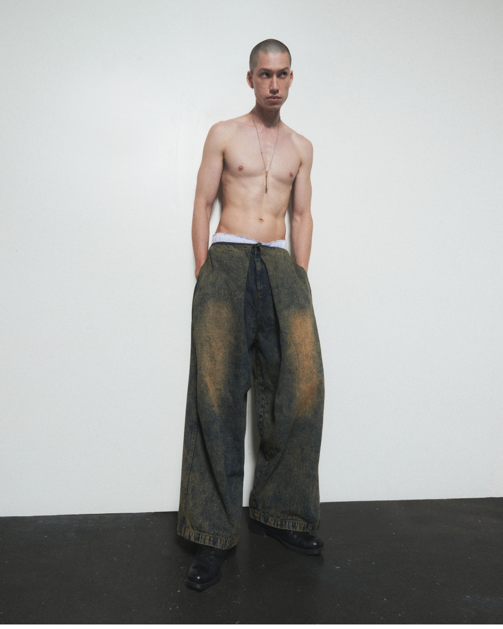 no-26-trousers-THE-IDIOT