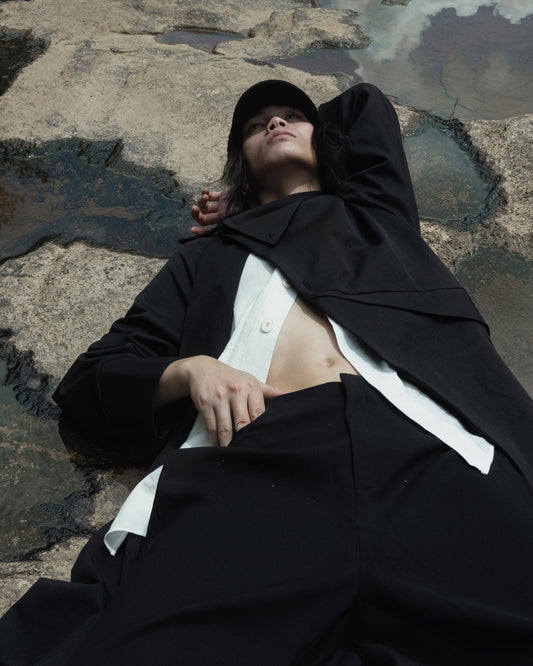 collapse-coat-black-THE-IDIOT-astoud