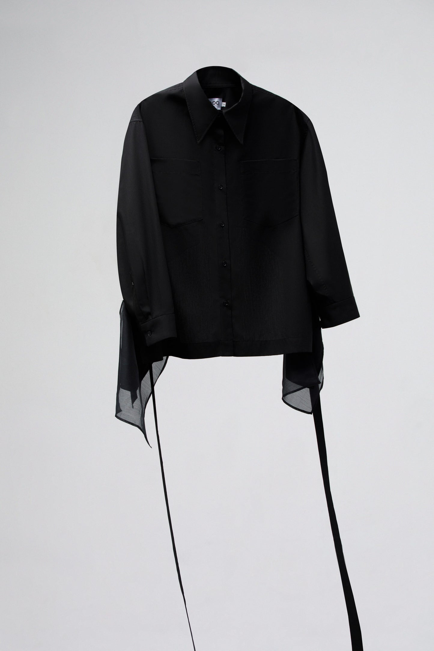 lẳng-lơ-open-back-tied-shirt-black-caostu-astoud