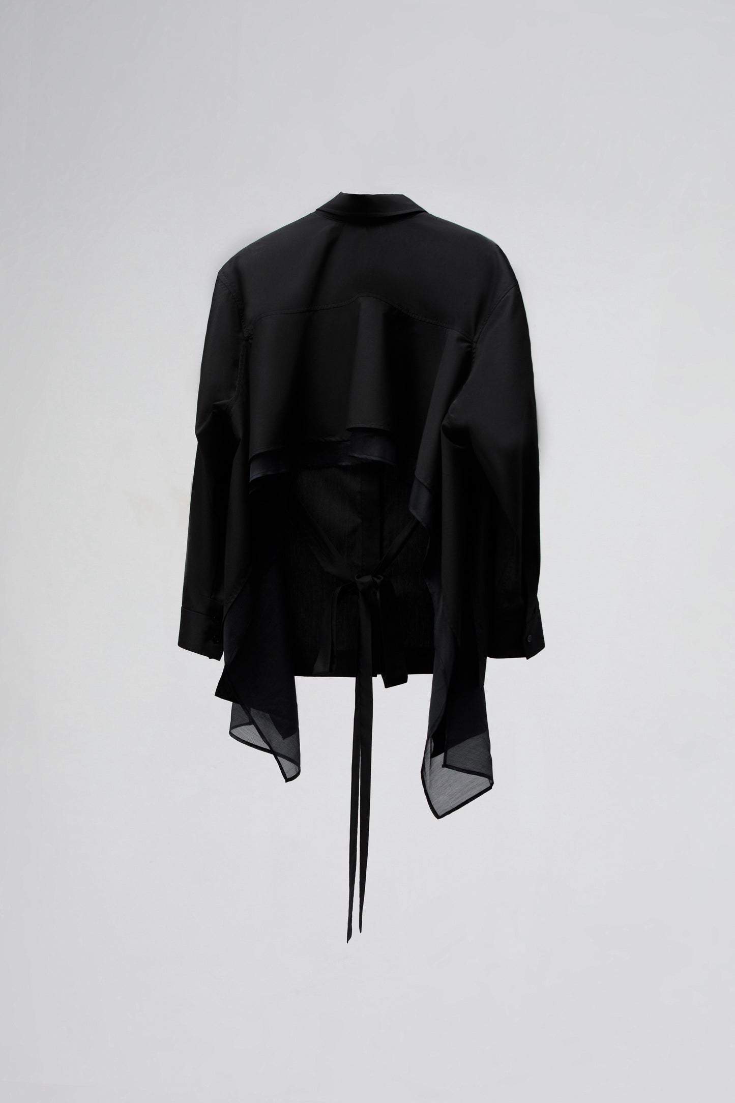 lẳng-lơ-open-back-tied-shirt-black-caostu-astoud
