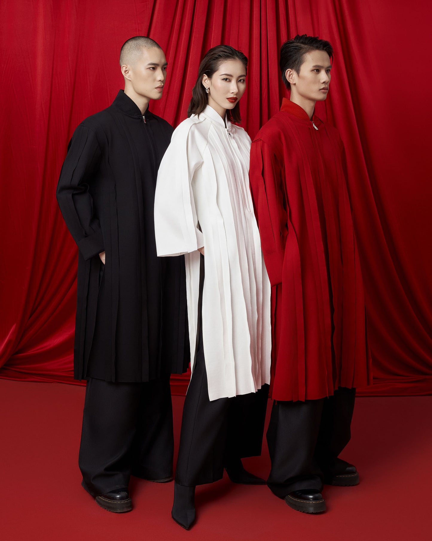 bomber-ao-dai-white-CAOSTU-ASTOUD