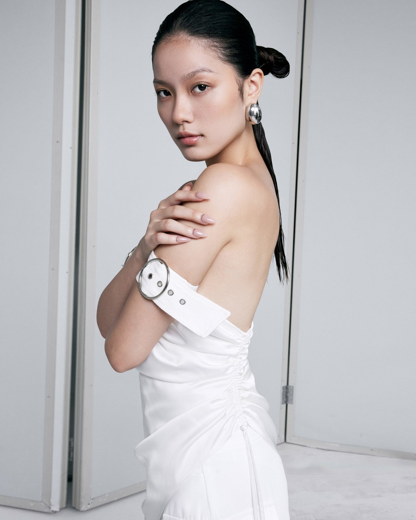 white-silk-top-FORTY-THREE-ASTOUD