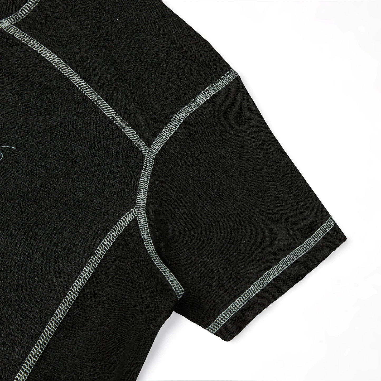 black-brand-new-peace-tee lider astoud