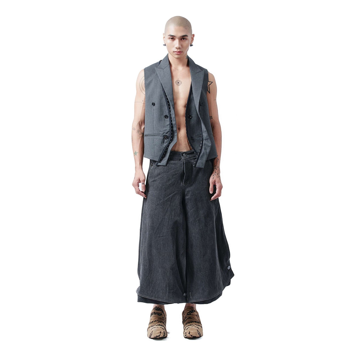 box-short-pants-DUC-STUDIO