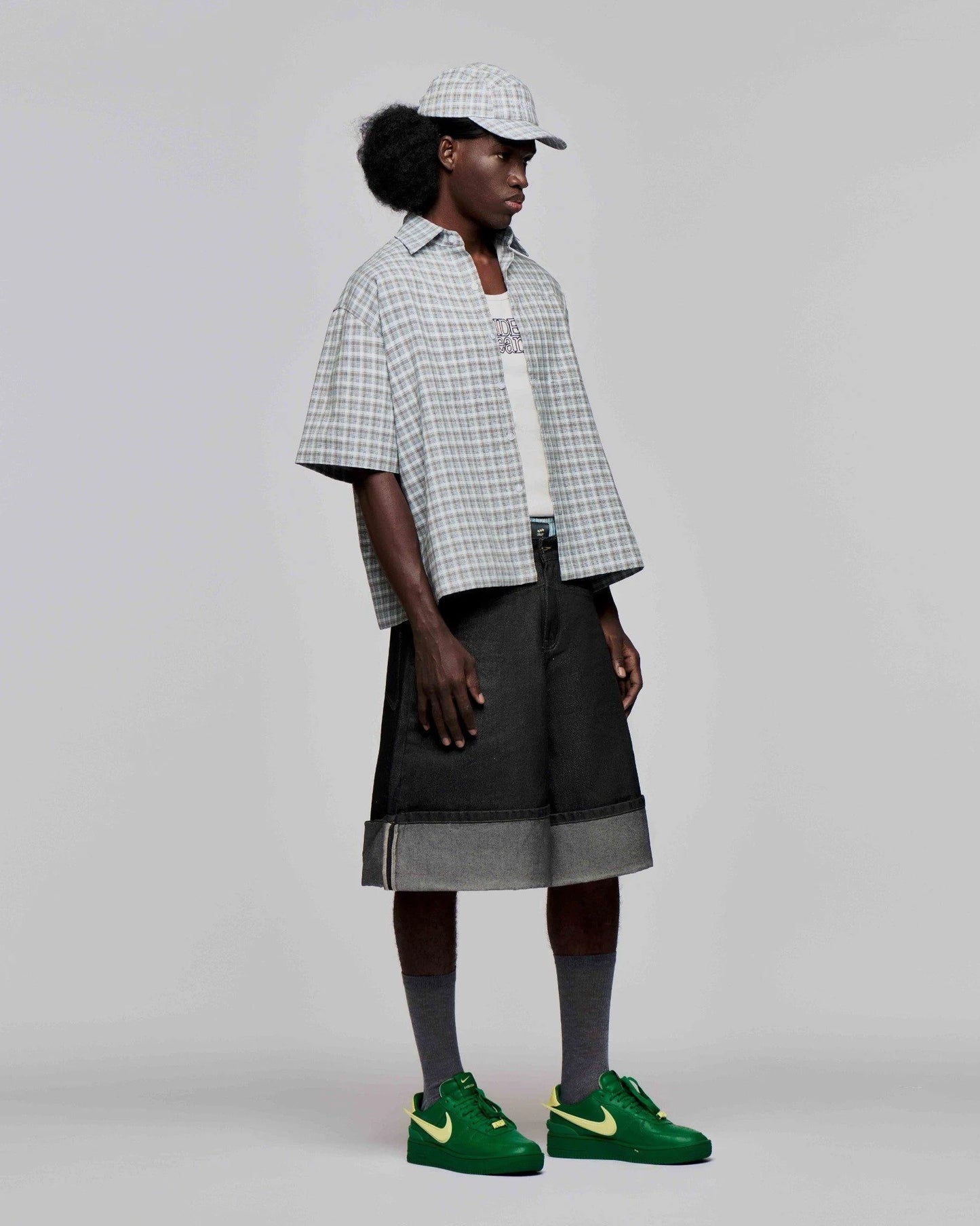 washed-black-overrolled-carpenter-shorts lider astoud