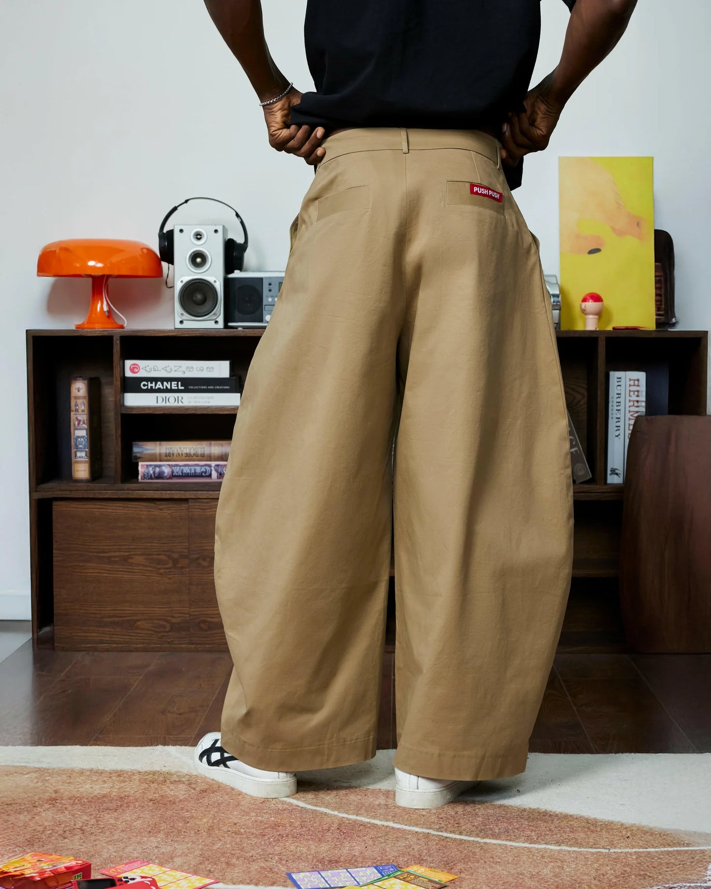 beige-khaki-pants push push astoud