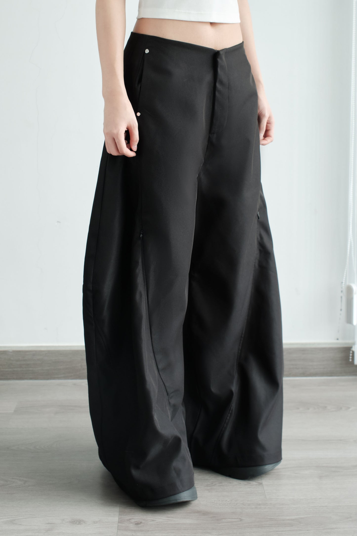 black-ludovic-pants bunnyhill astoud