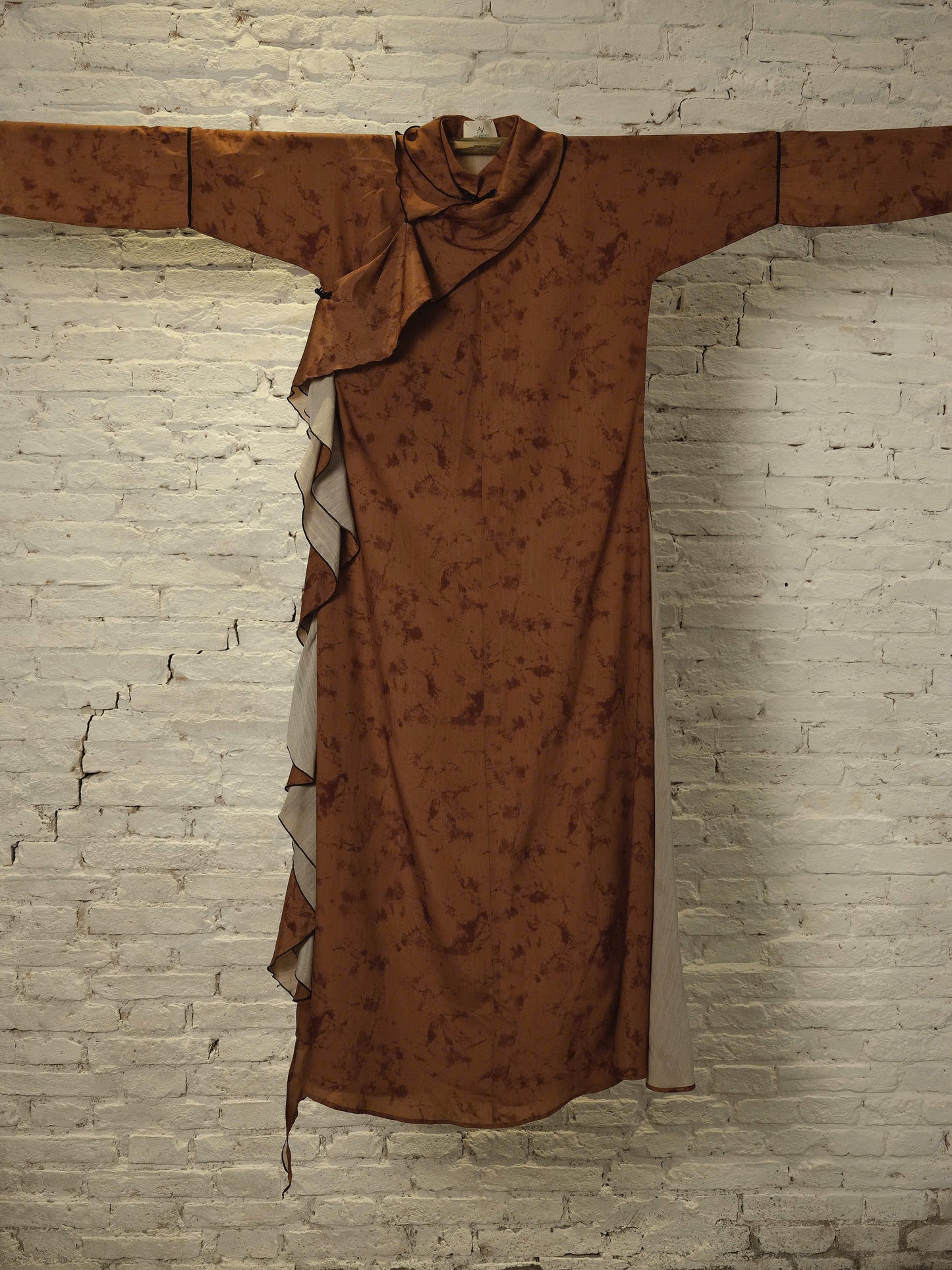 brown-miet-thu-ao-dai an heritage astoud