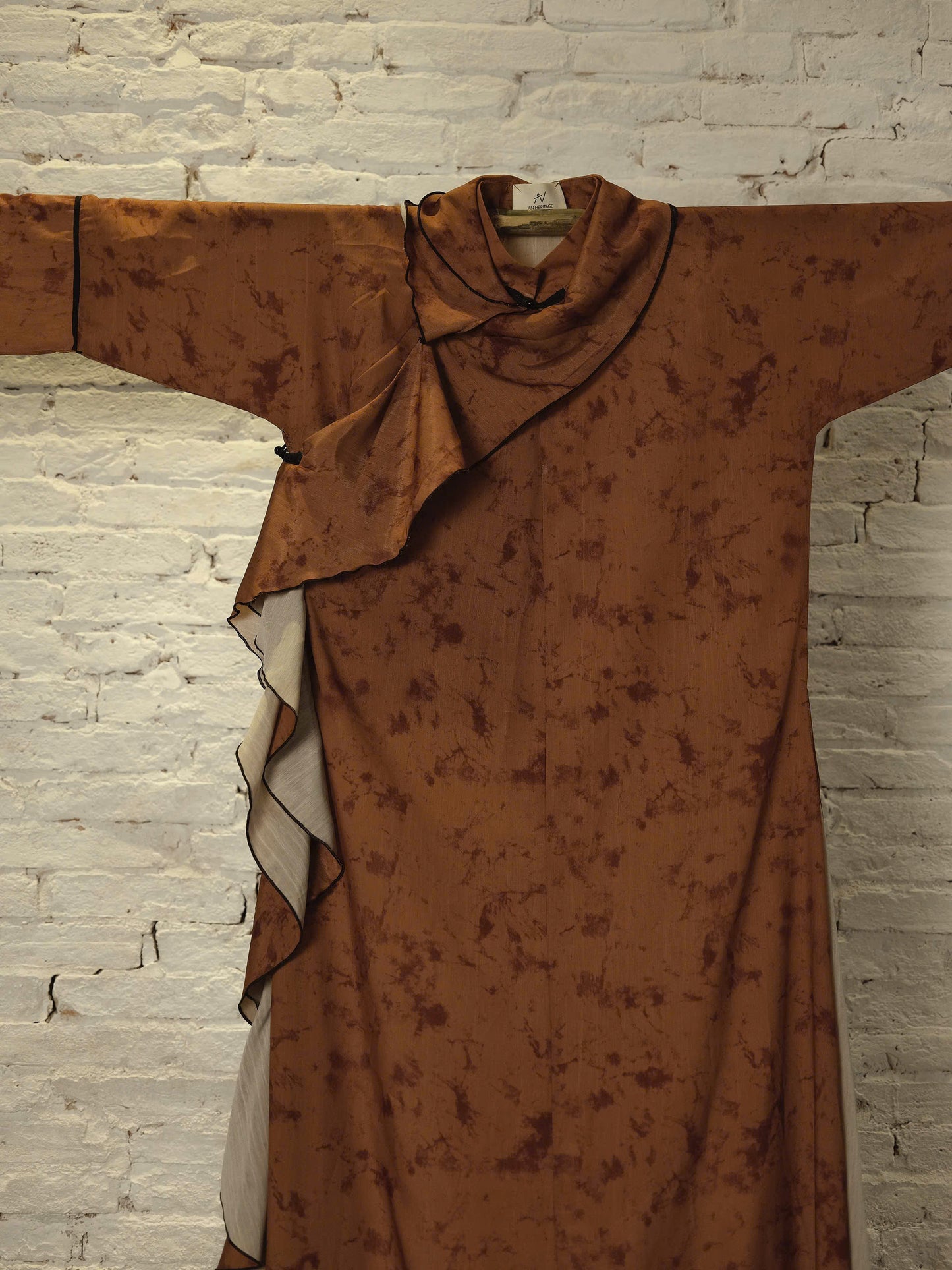 brown-miet-thu-ao-dai an heritage astoud