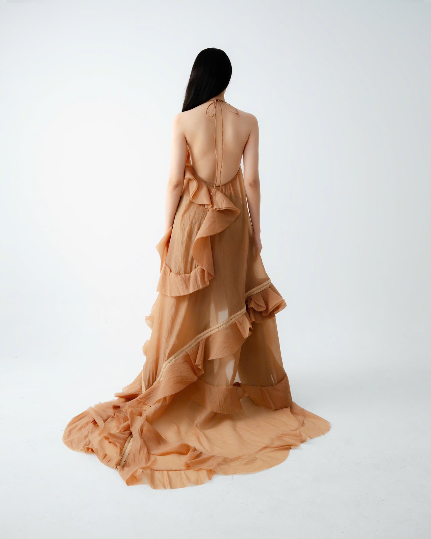 xung-xinh-ruffle-gown an heritage astoud