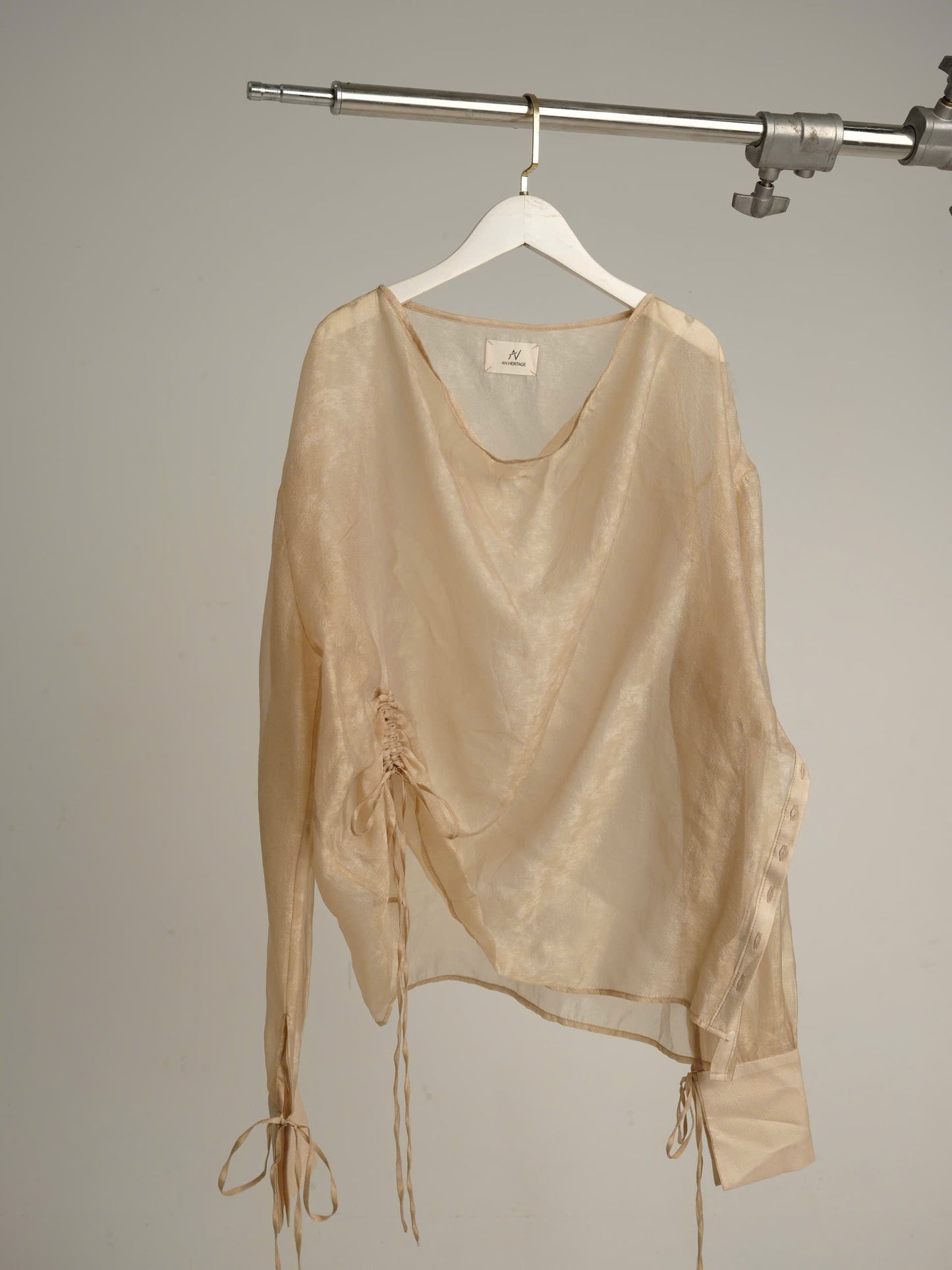 chap-chon-organza-blouse an heritage astoud
