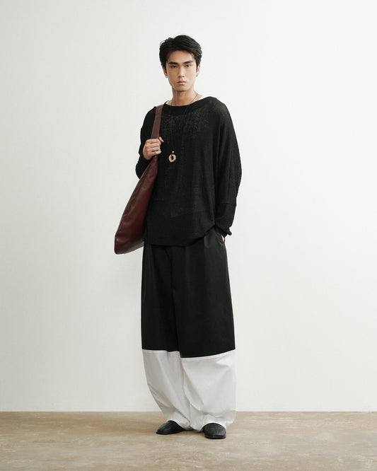 Black Yleve Top AIN Astoud