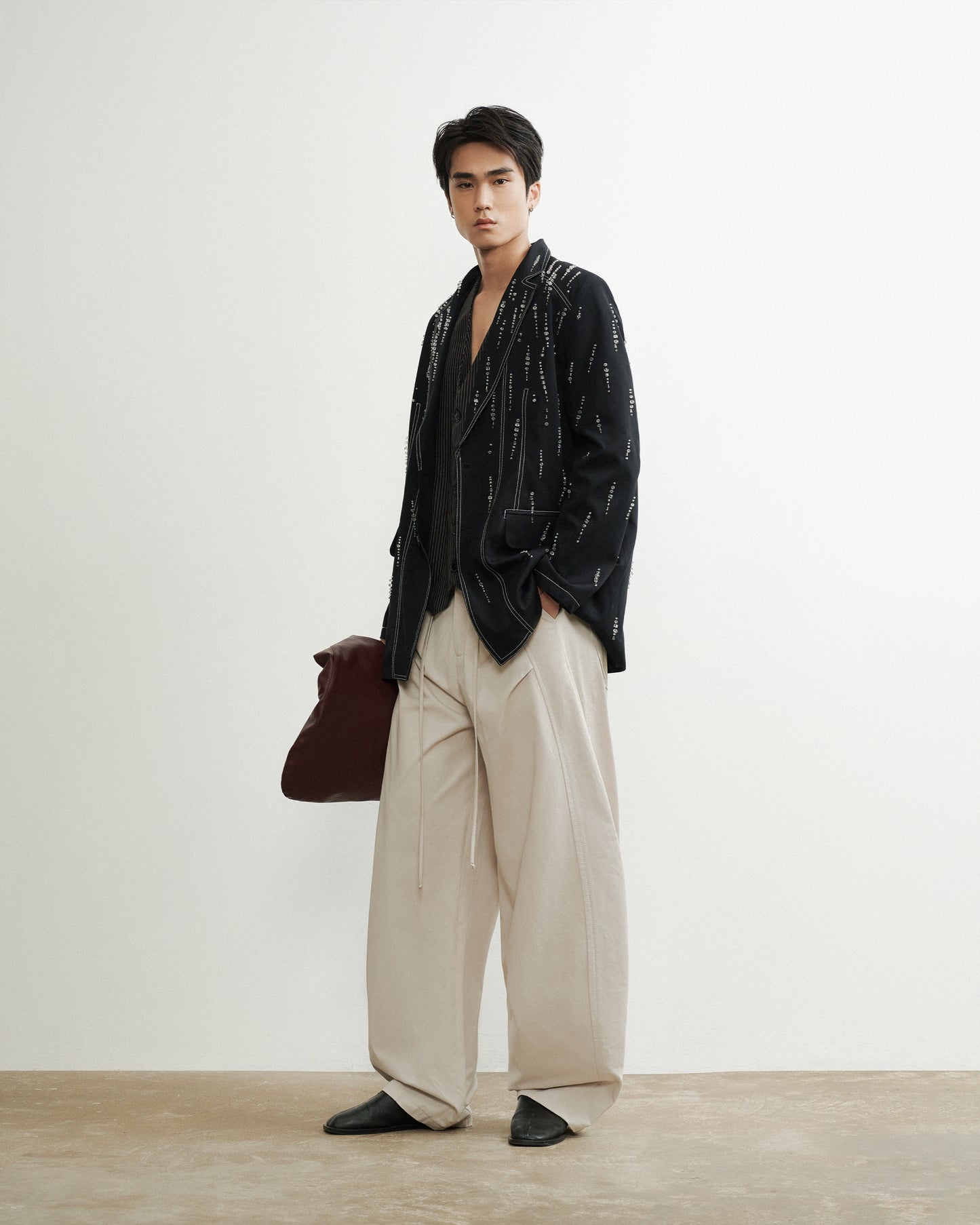 Beige Cedar Pants AIN Astoud