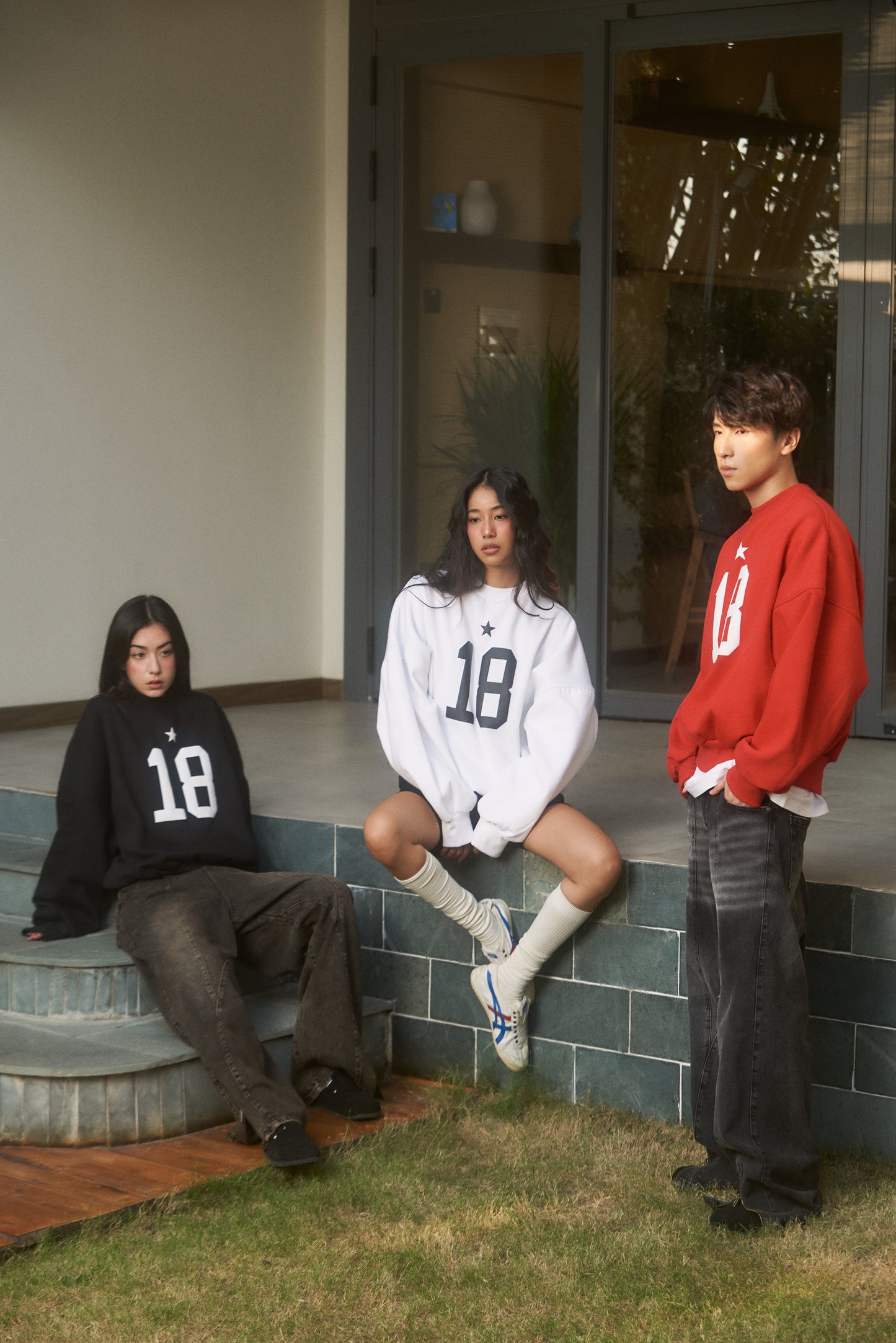 sw8-balance-number-sweater-black fnos astoud
