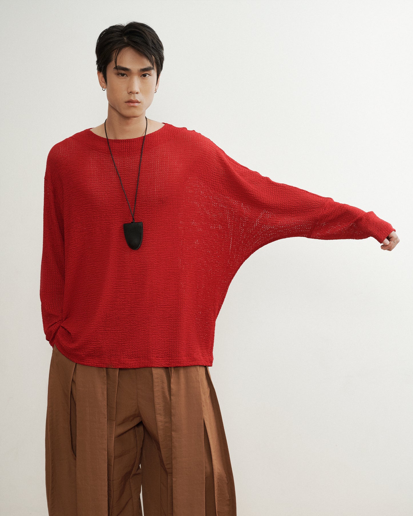 Red Yleve Top AIN Astoud