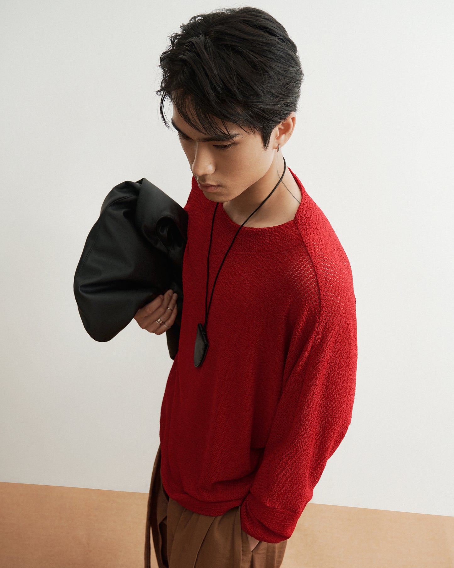 Red Yleve Top AIN Astoud