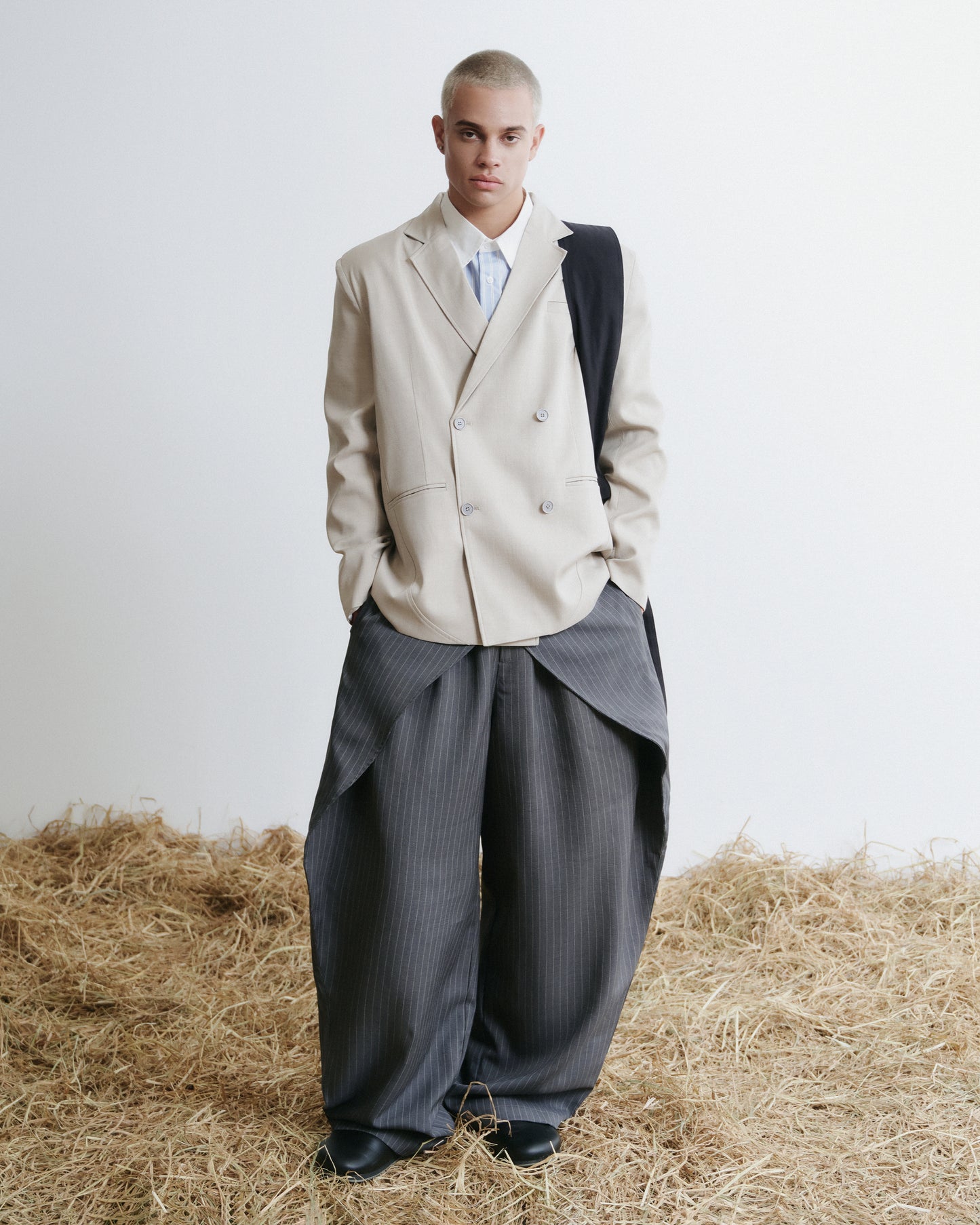 gray-daburu-pants ain astoud