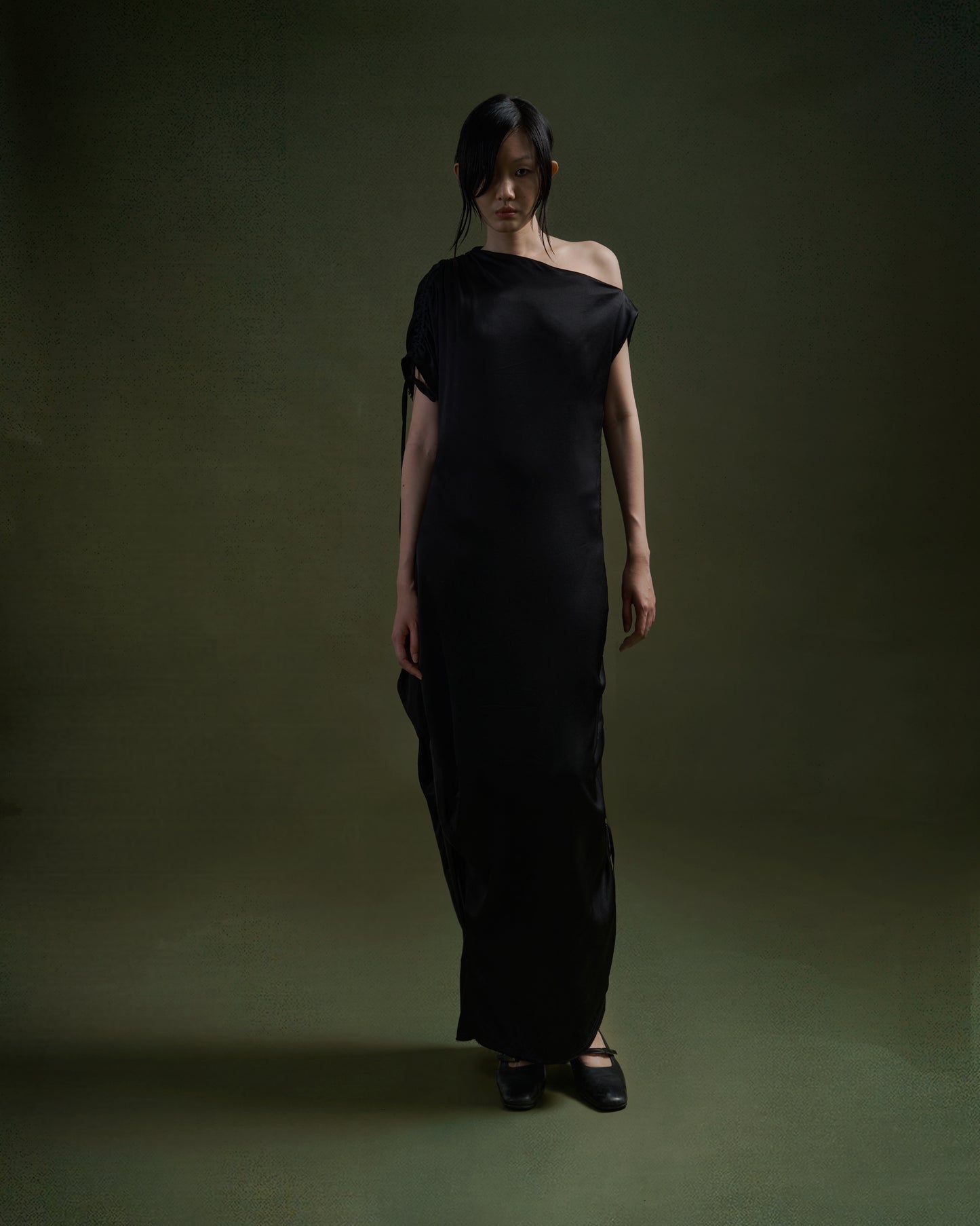 black-plum-rutched-silk-dress kimtr astoud