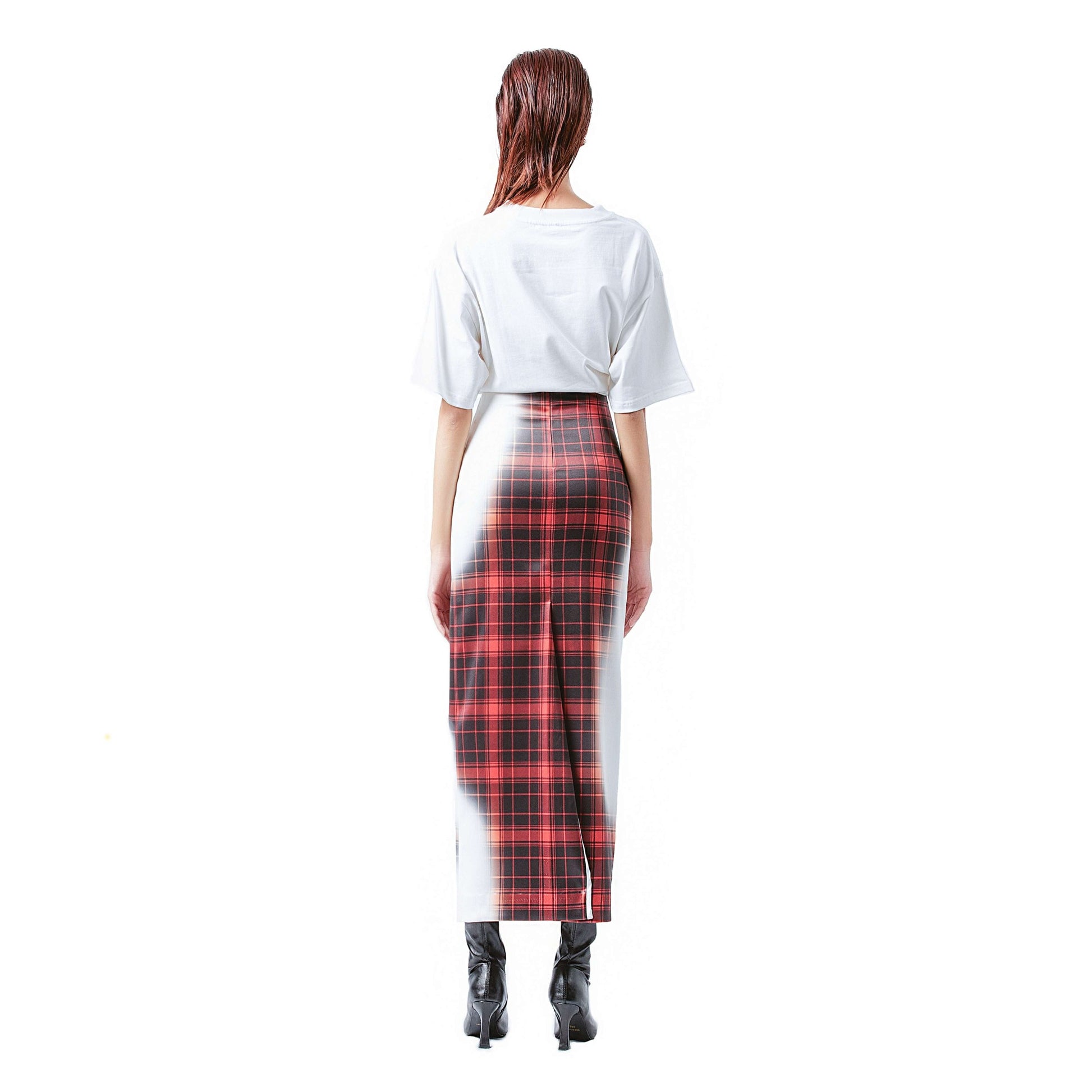 fading-checkered-skirt-DUC-STUDIO