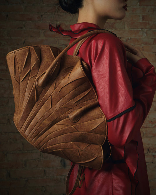 brown-dried-lotus-leaves-leather-bag an heritage astoud