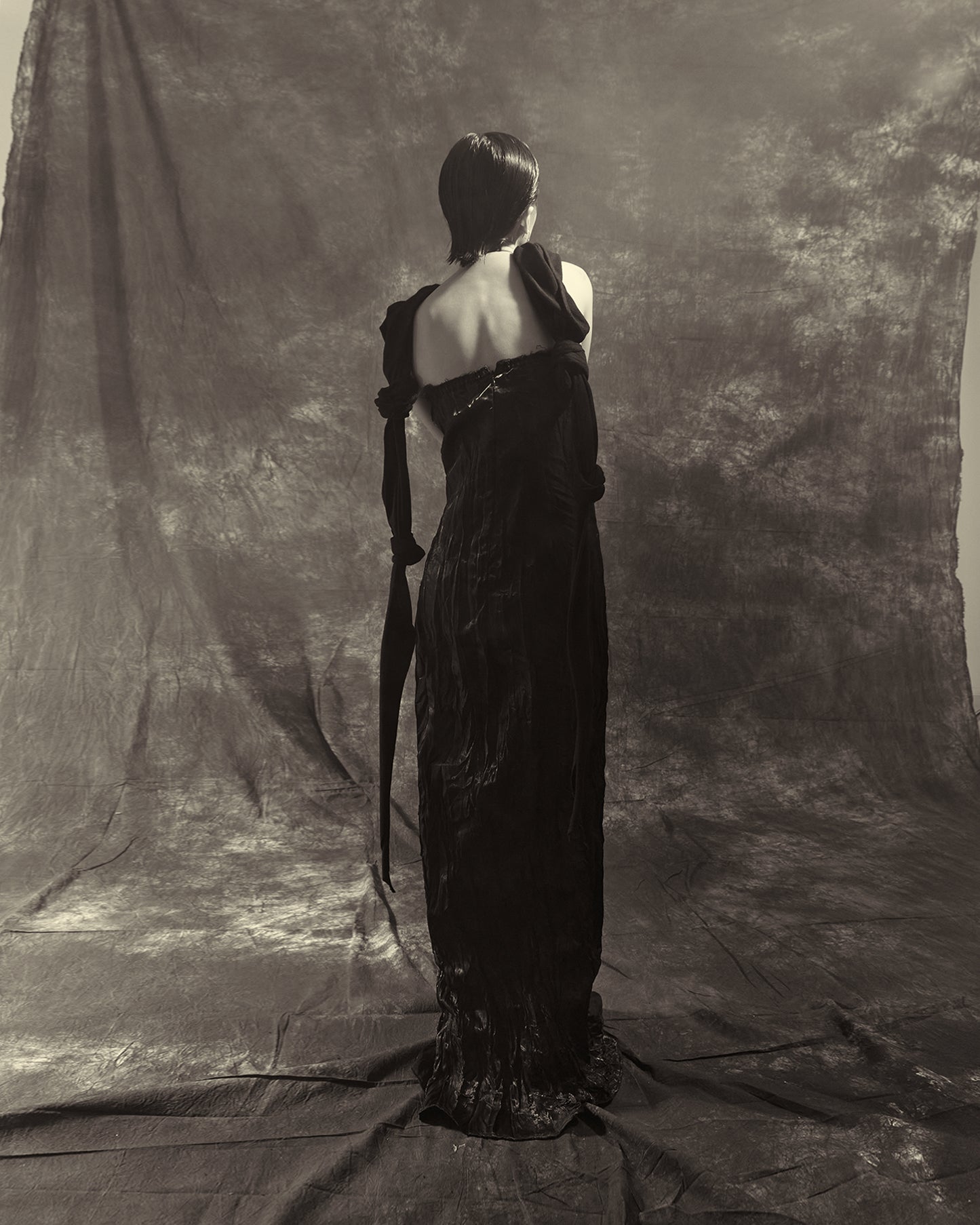 longnuit-silence-dress kimtr astoud