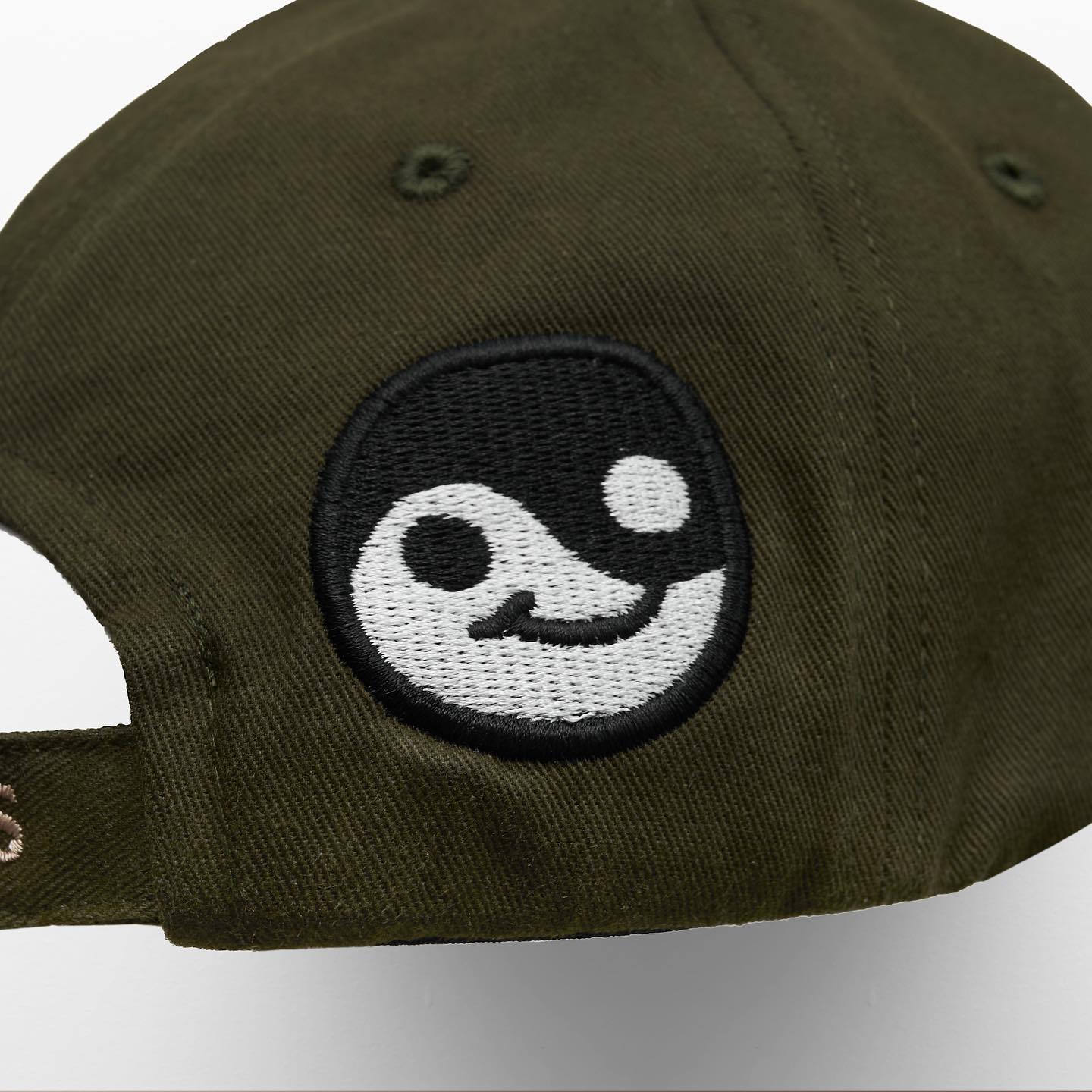 dgnm-cap-moss-ns2s-studio